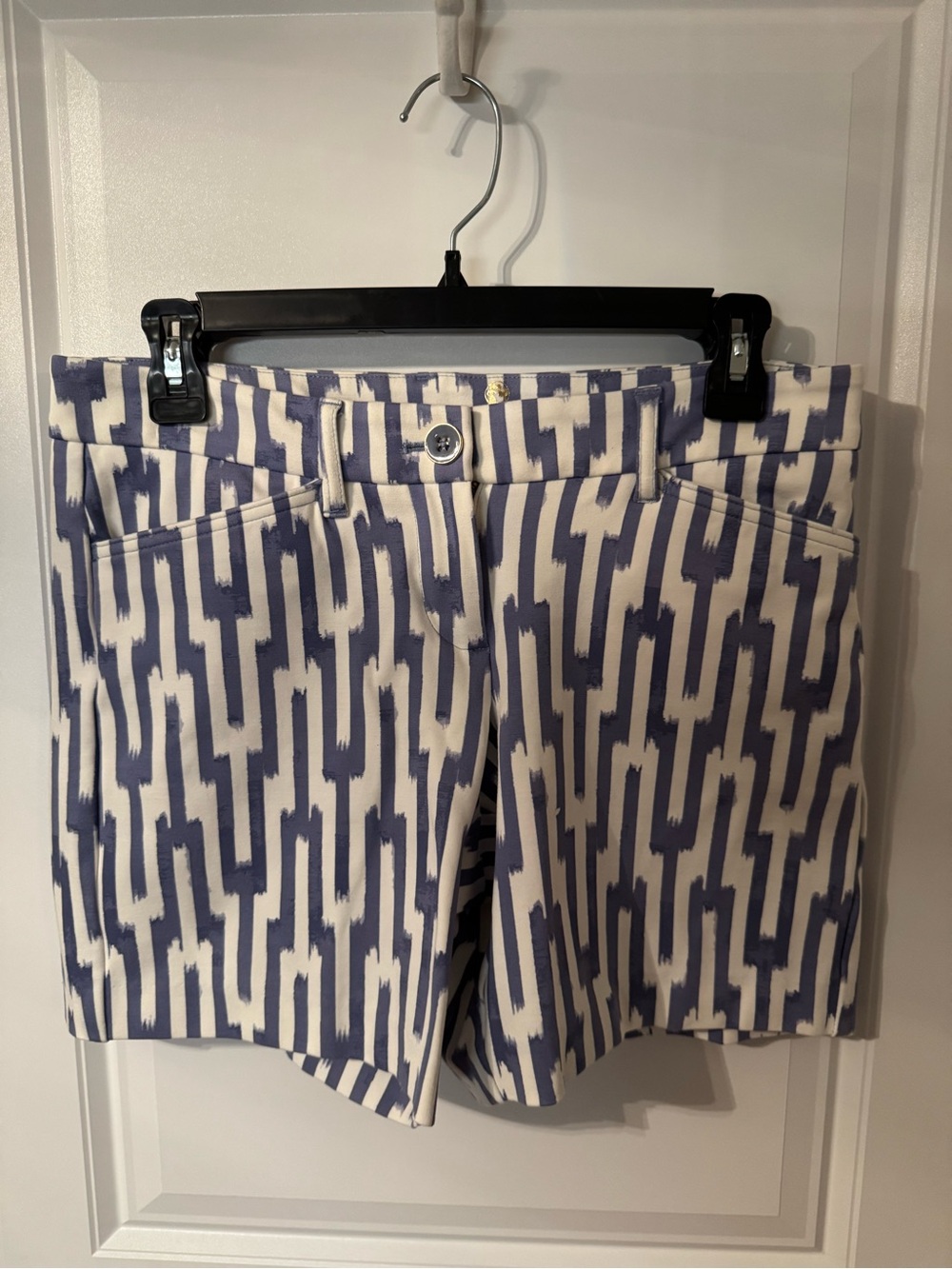 Spartina 449 Blue and White Geometric Shorts Sz Small